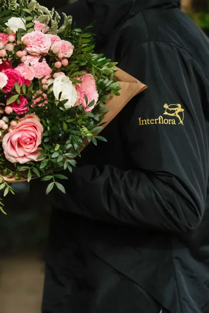 Floristería Interflora — imagen ciudad 06
