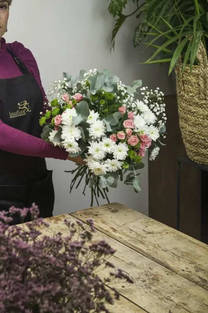 Floristería Interflora — imagen ciudad 35
