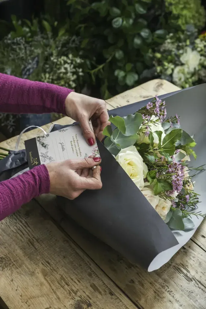 Floristería Interflora — imagen ciudad 37