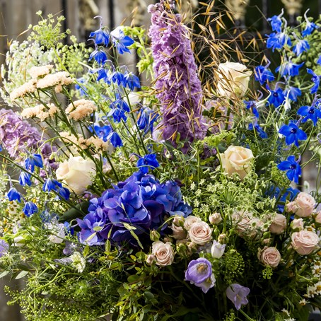 Funeral - Sympathy Bouquet pastel