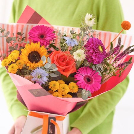Bright Summer Trending Bouquet without Lilies.