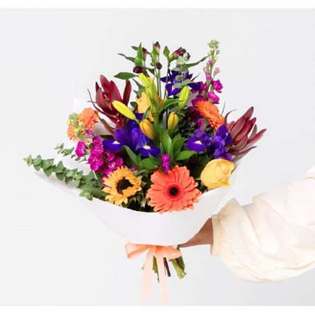 Seasonal Bright Bouquet