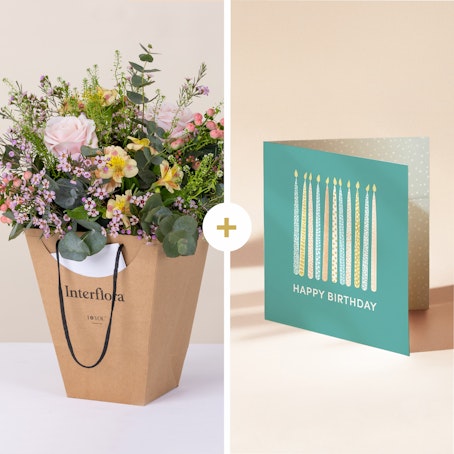 Aire de Fiesta – Ramo con Bolsa de Flores y Tarjeta de Cumpleaños