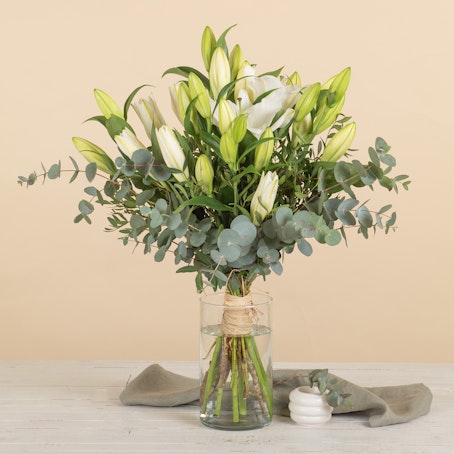 Ramo de Lirios Blancos