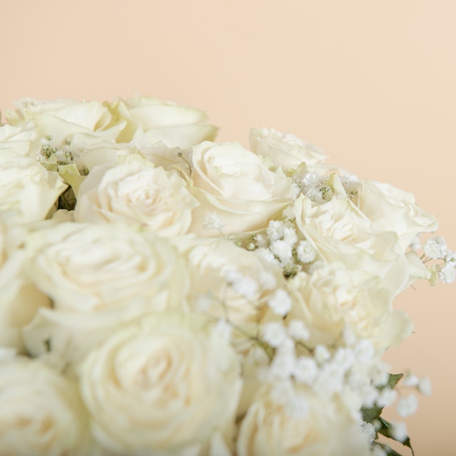Ramo de rosas blancas