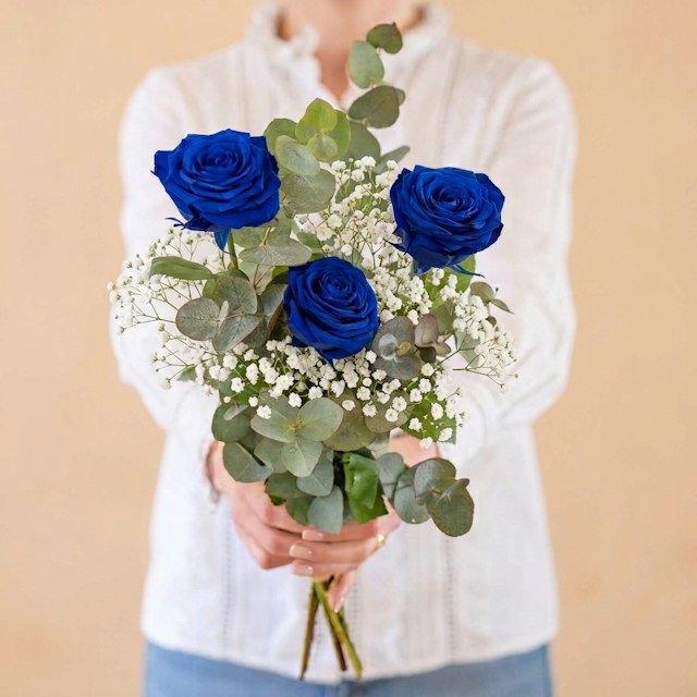 Tres Rosas Azules